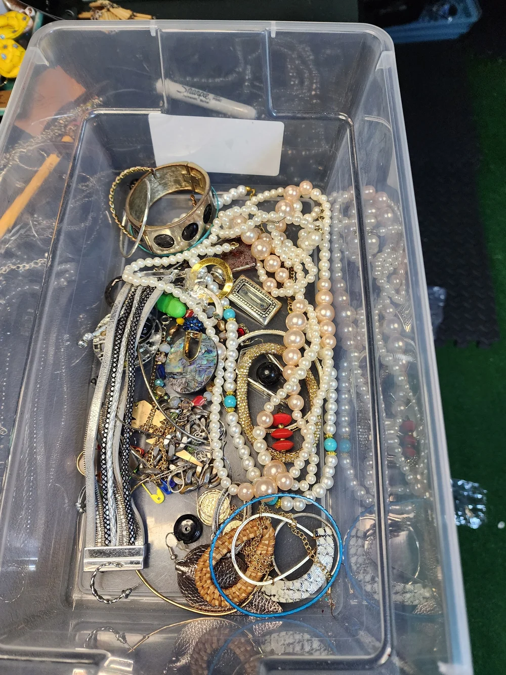 1lb Mixed Fashion Jewlery Lot For Crafting May Or May Not Have Matches